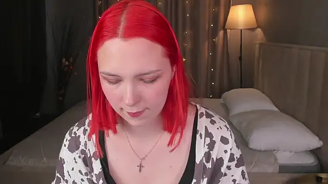 Monica  Queen online show from June 16, 2026, 5:32 am