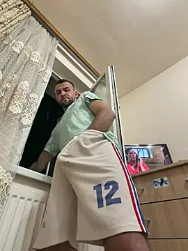 Snapshot of sexyman1936 chatting on February 8, 2026, 4:27 am sexyman1936 online show from February 8, 2026, 4:27 am