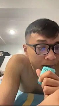 Mrflushingheat online show from February 9, 2026, 6:23 pm