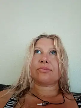 tania19999 online show from September 26, 2025, 10:52 am