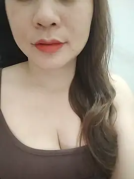 Girl Shy2000 online show from June 11, 2026, 3:21 pm