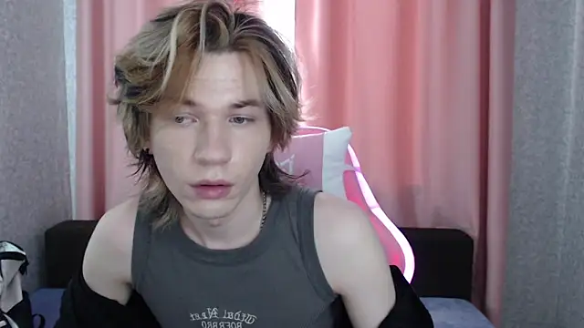 Snapshot of evan_reinhart chatting on September 26, 2025, 8:29 am evan reinhart online show from September 26, 2025, 8:29 am