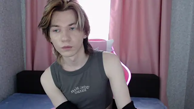 Snapshot of evan_reinhart chatting on September 27, 2025, 11:59 am evan reinhart online show from September 27, 2025, 11:59 am