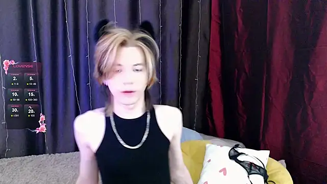 Snapshot of evan_reinhart chatting on October 27, 2025, 8:51 am evan reinhart online show from October 27, 2025, 8:51 am