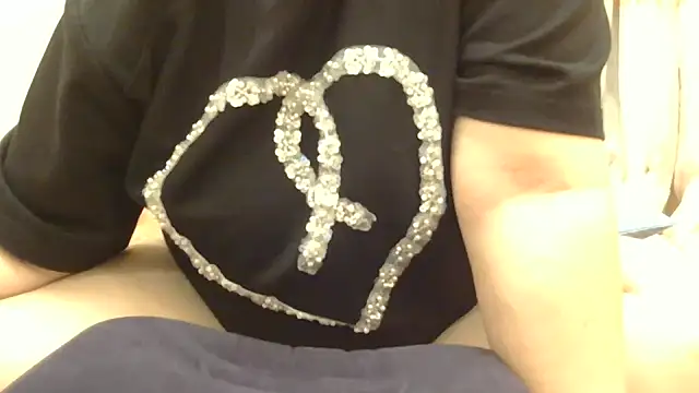 Snapshot of Kimkhaepretty chatting on October 4, 2025, 3:10 pm Kimkhaepretty online show from October 4, 2025, 3:10 pm