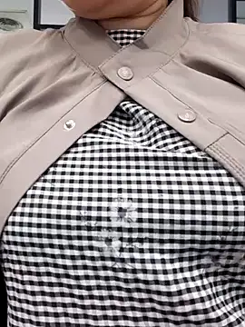 Snapshot of Kimkhaepretty chatting on October 7, 2025, 5:15 am Kimkhaepretty online show from October 7, 2025, 5:15 am