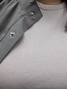 Snapshot of Kimkhaepretty chatting on October 8, 2025, 3:37 am Kimkhaepretty online show from October 8, 2025, 3:37 am