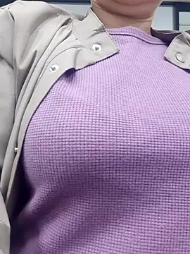 Snapshot of Kimkhaepretty chatting on October 10, 2025, 1:59 am Kimkhaepretty online show from October 10, 2025, 1:59 am