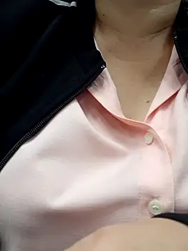 Snapshot of Kimkhaepretty chatting on October 15, 2025, 1:50 am Kimkhaepretty online show from October 15, 2025, 1:50 am