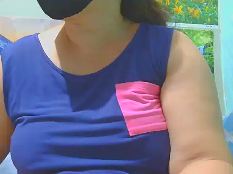 Snapshot of Kimkhaepretty chatting on October 22, 2025, 11:21 am Kimkhaepretty online show from October 22, 2025, 11:21 am