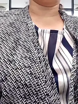 Kimkhaepretty online show from November 24, 2025, 3:50 am