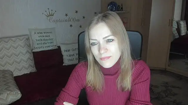 Snapshot of Tiffany_Bates chatting on November 7, 2025, 3:17 am Tiffany Bates online show from November 7, 2025, 3:17 am