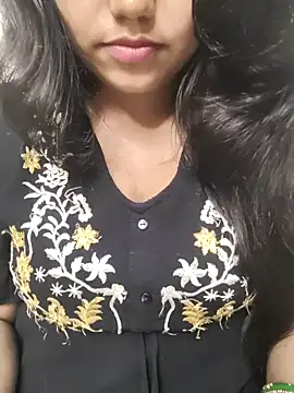 Snapshot of Miss_Rose__ chatting on October 3, 2025, 4:15 pm Miss Rose online show from October 3, 2025, 4:15 pm