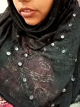 Snapshot of Miss_Rose__ chatting on October 28, 2025, 5:55 am Miss Rose online show from October 28, 2025, 5:55 am