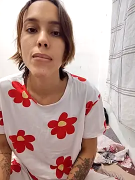 Snapshot of Lilo-skinny chatting on October 24, 2025, 12:41 am Lilo-skinny online show from October 24, 2025, 12:41 am