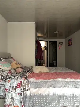 anna evans09 online show from September 28, 2025, 1:38 pm