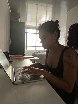 anna evans09 online show from November 10, 2025, 5:45 pm