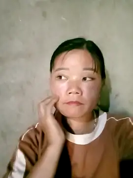 Snapshot of Samyy_xx chatting on October 5, 2025, 12:42 am Samyy xx online show from October 5, 2025, 12:42 am