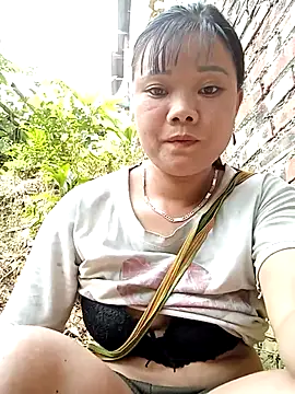 Snapshot of Samyy_xx chatting on October 8, 2025, 5:38 am Samyy xx online show from October 8, 2025, 5:38 am