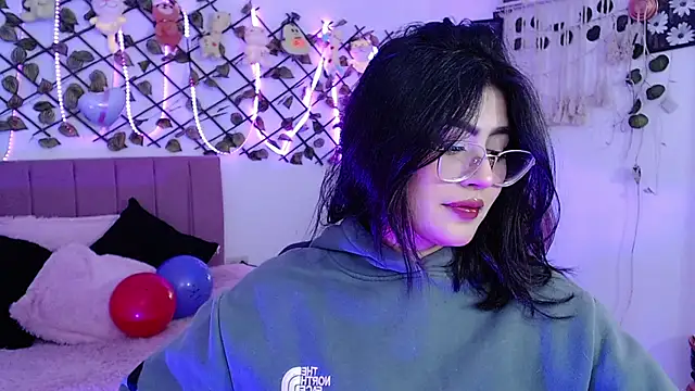 Snapshot of isa_bunny18 chatting on October 3, 2025, 3:36 am isa bunny18 online show from October 3, 2025, 3:36 am