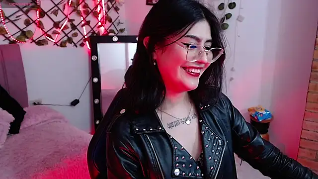 Snapshot of isa_bunny18 chatting on October 17, 2025, 3:10 am isa bunny18 online show from October 17, 2025, 3:10 am