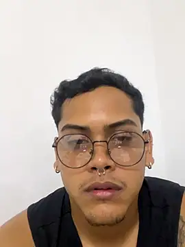 AaronMars  online show from October 10, 2025, 11:15 pm
