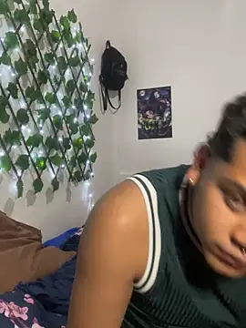 AaronMars  online show from October 11, 2025, 5:11 pm