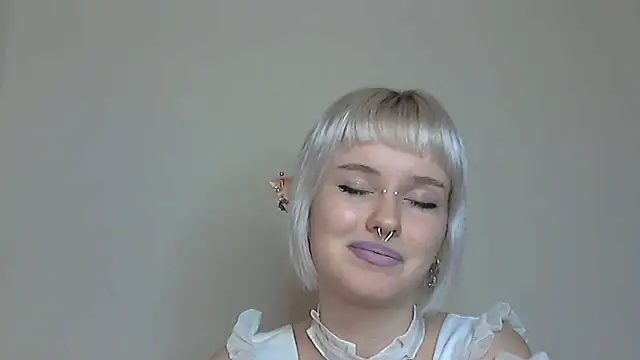 Paradoxy  online show from November 27, 2025, 9:28 pm