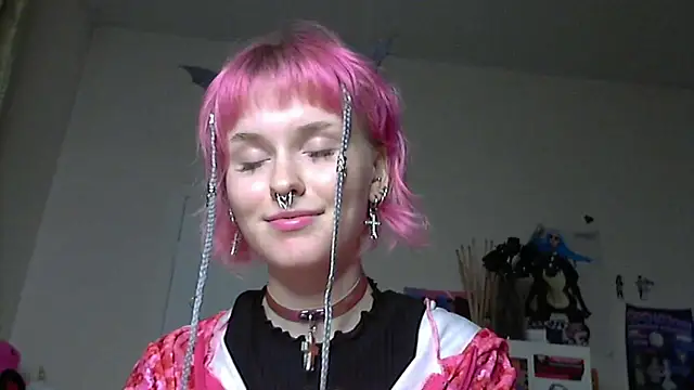 Snapshot of Paradoxy_ chatting on March 8, 2026, 8:12 pm Paradoxy online show from March 8, 2026, 8:12 pm