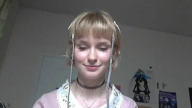 Paradoxy  online show from May 17, 2026, 8:05 pm