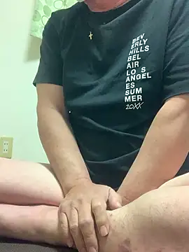 Snapshot of mj-story chatting on October 24, 2025, 6:37 pm mj-story online show from October 24, 2025, 6:37 pm