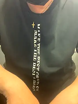 Snapshot of mj-story chatting on October 26, 2025, 7:03 am mj-story online show from October 26, 2025, 7:03 am