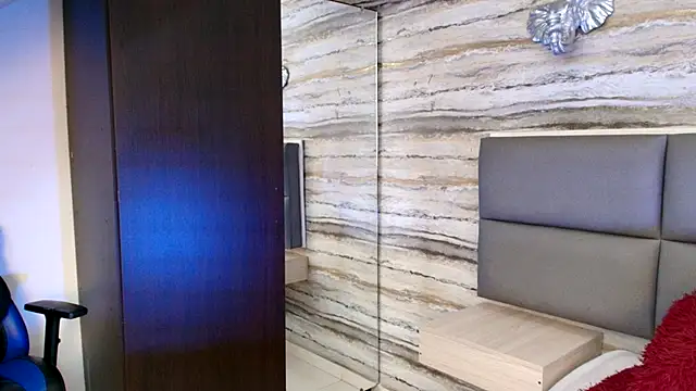 Lovers 21 online show from November 23, 2025, 2:11 am