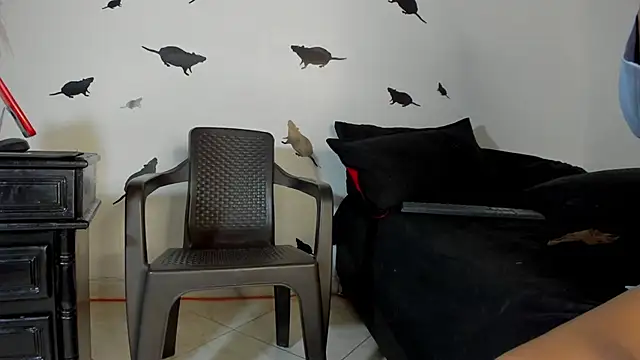 Snapshot of Carlota_flow chatting on October 24, 2025, 1:35 am Carlota flow online show from October 24, 2025, 1:35 am