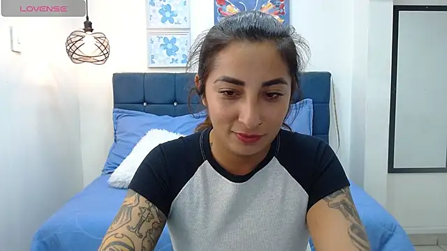 mazekin a online show from September 25, 2025, 6:11 pm