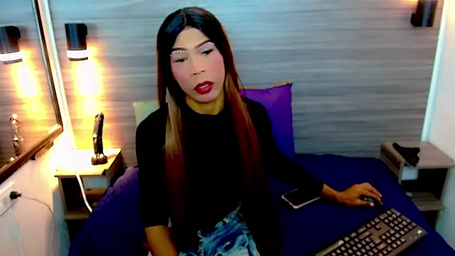 Snapshot of katherine_x1 chatting on October 21, 2025, 3:29 am katherine x1 online show from October 21, 2025, 3:29 am