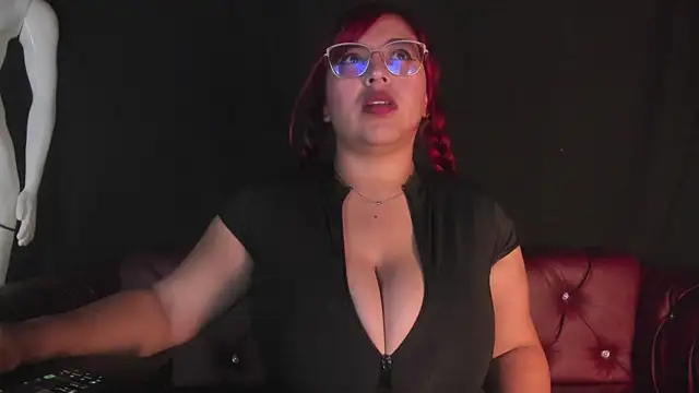 skarlet miller  online show from June 12, 2026, 11:31 am