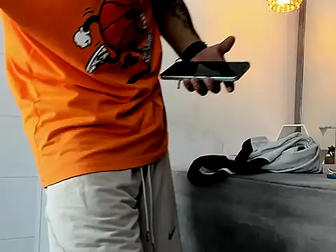 Snapshot of Kevinfox23cms chatting on September 27, 2025, 12:54 pm Kevinfox23cms online show from September 27, 2025, 12:54 pm