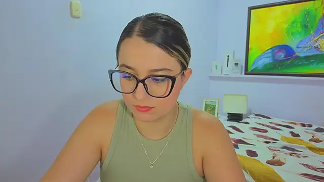 katiaa lovv online show from June 25, 2026, 12:09 pm