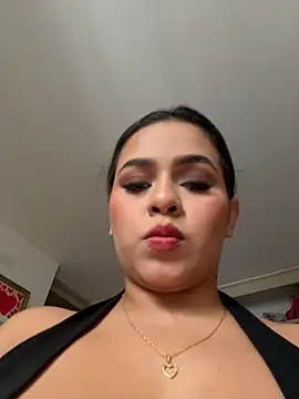 Snapshot of itsdanividarte chatting on February 6, 2026, 10:13 pm itsdanividarte online show from February 6, 2026, 10:13 pm