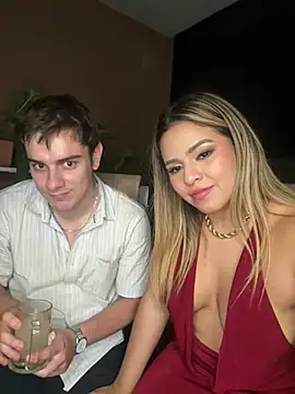 Snapshot of itsdanividarte chatting on February 15, 2026, 7:51 am itsdanividarte online show from February 15, 2026, 7:51 am