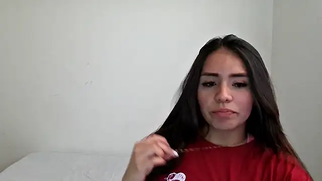 BellaBliss123 online show from September 30, 2025, 9:42 pm