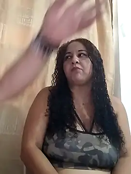 Snapshot of MEYBELLATINA chatting on October 29, 2025, 8:32 pm MEYBELLATINA online show from October 29, 2025, 8:32 pm