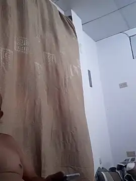 Snapshot of ANTHONYHOTT69 chatting on November 13, 2025, 9:47 pm ANTHONYHOTT69 online show from November 13, 2025, 9:47 pm