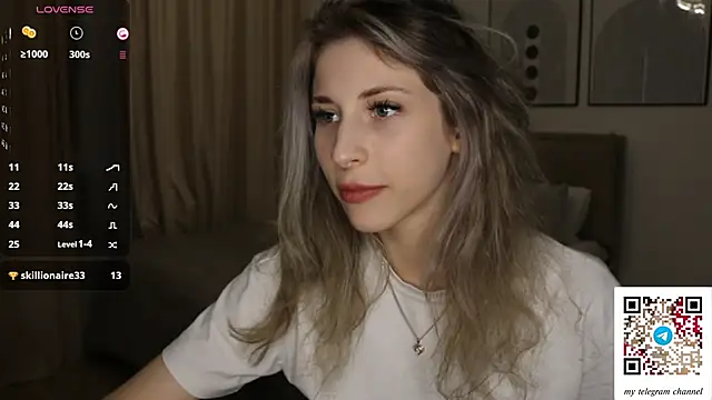 Snapshot of magnificent_Destiny chatting on February 28, 2026, 9:27 pm magnificent Destiny online show from February 28, 2026, 9:27 pm