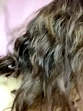 Snapshot of Mia_Valmont chatting on October 11, 2025, 2:04 pm Mia Valmont online show from October 11, 2025, 2:04 pm