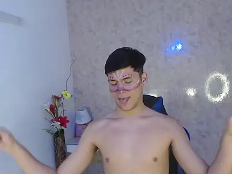 Snapshot of Aaron_Foxxx chatting on October 24, 2025, 1:18 pm Aaron Foxxx online show from October 24, 2025, 1:18 pm