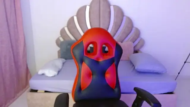 Snapshot of BlueeVelvet chatting on October 4, 2025, 2:09 am BlueeVelvet online show from October 4, 2025, 2:09 am