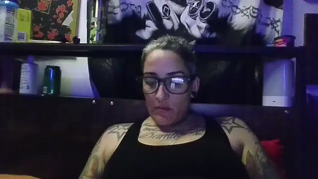 Snapshot of inkdmagz chatting on November 12, 2025, 2:12 am inkdmagz online show from November 12, 2025, 2:12 am