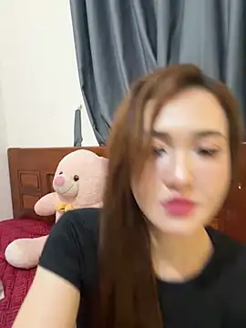 Snapshot of Quynhbabysexy chatting on June 18, 2026, 9:14 am Quynhbabysexy online show from June 18, 2026, 9:14 am